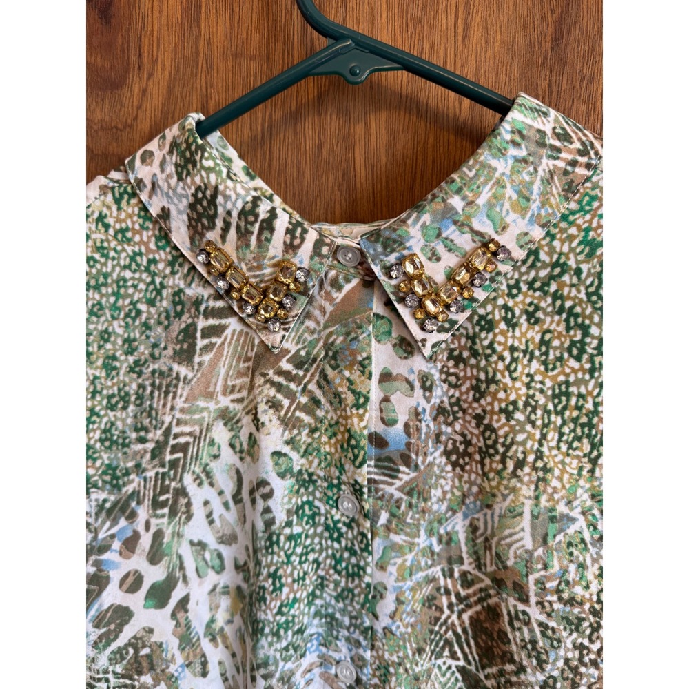 Chico's Green Abstract Animal Print Beaded Collar Button Down Blouse Size 4 XL